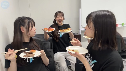 【日向坂46】満身創痍の中本当にお疲れさまでした！五期生LIVE密着動画を視聴したおひさまの反応がこちら | アイドルまとめ速報 ドル速(06093050999031_1)